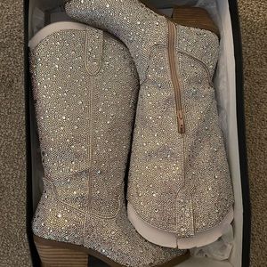 Betsey Johnson Utah cowboy boots